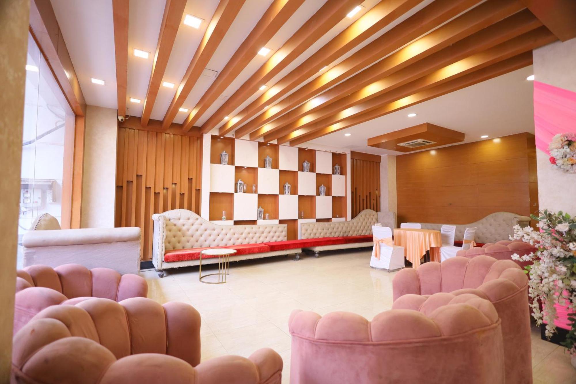 Hotel Wedlock Sector - 47 Gurgaon Exterior foto