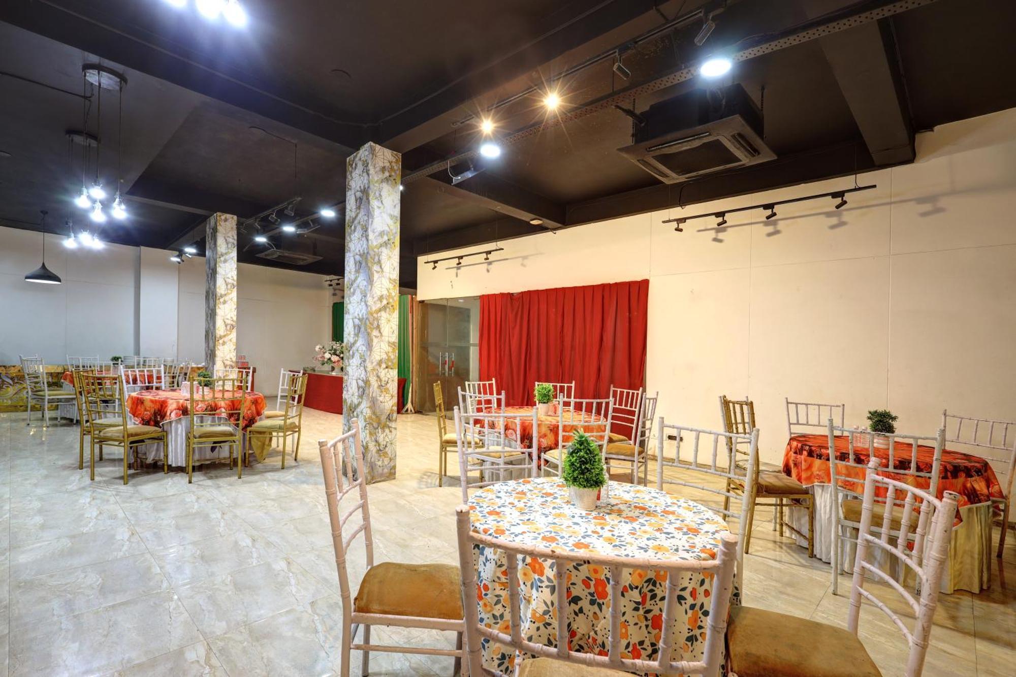 Hotel Wedlock Sector - 47 Gurgaon Exterior foto