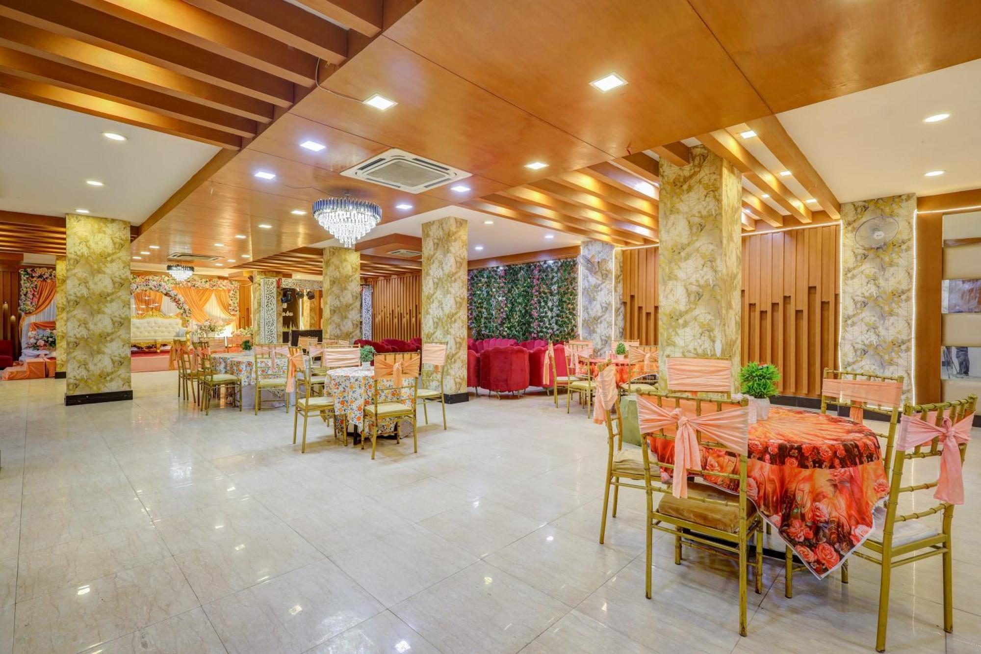 Hotel Wedlock Sector - 47 Gurgaon Exterior foto