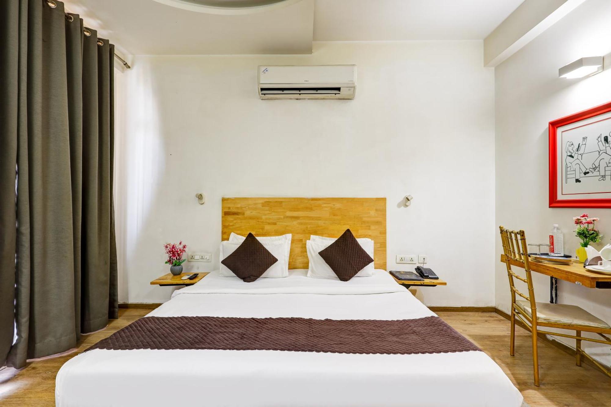 Hotel Wedlock Sector - 47 Gurgaon Exterior foto